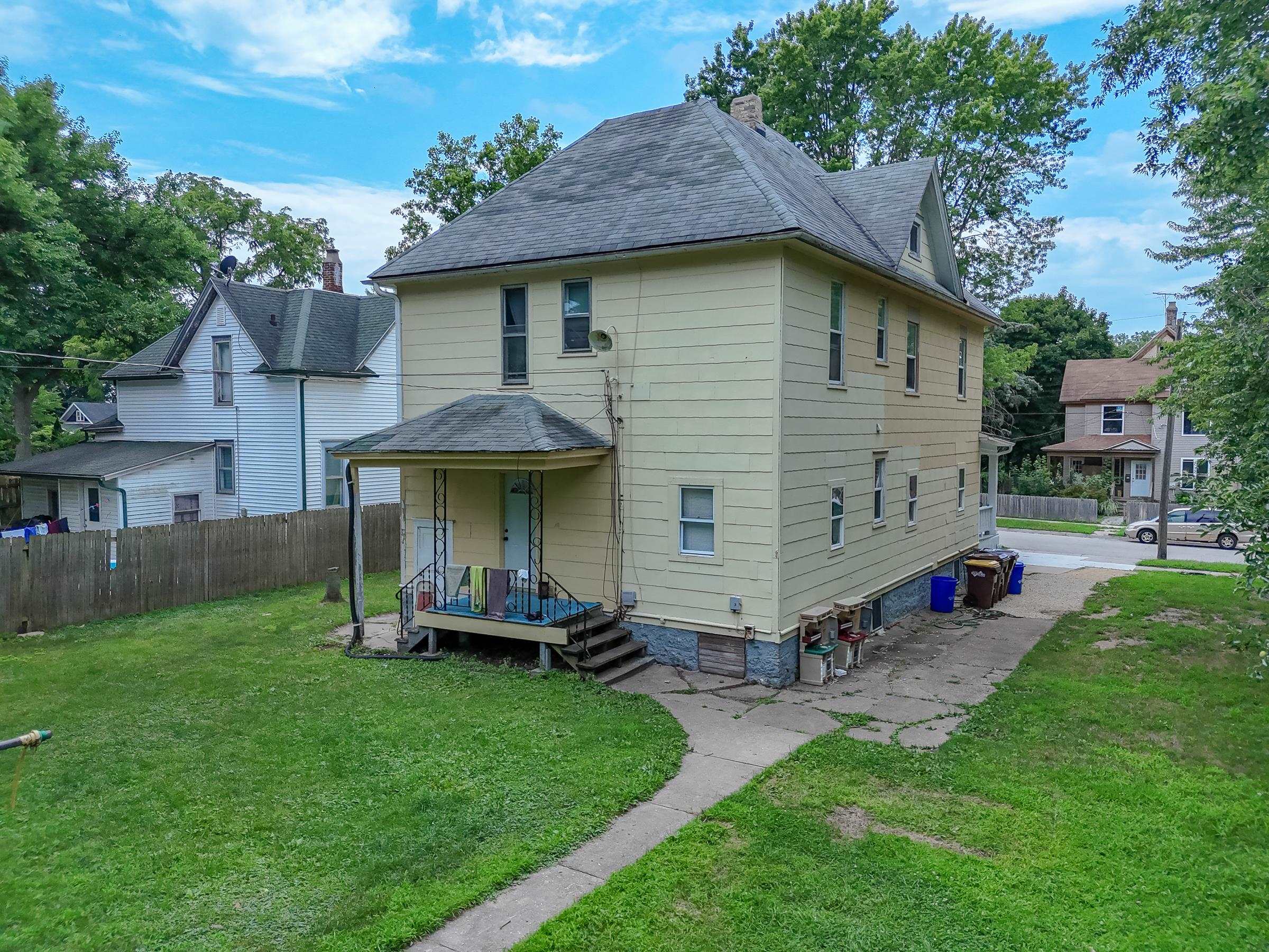 920 S 5th Street