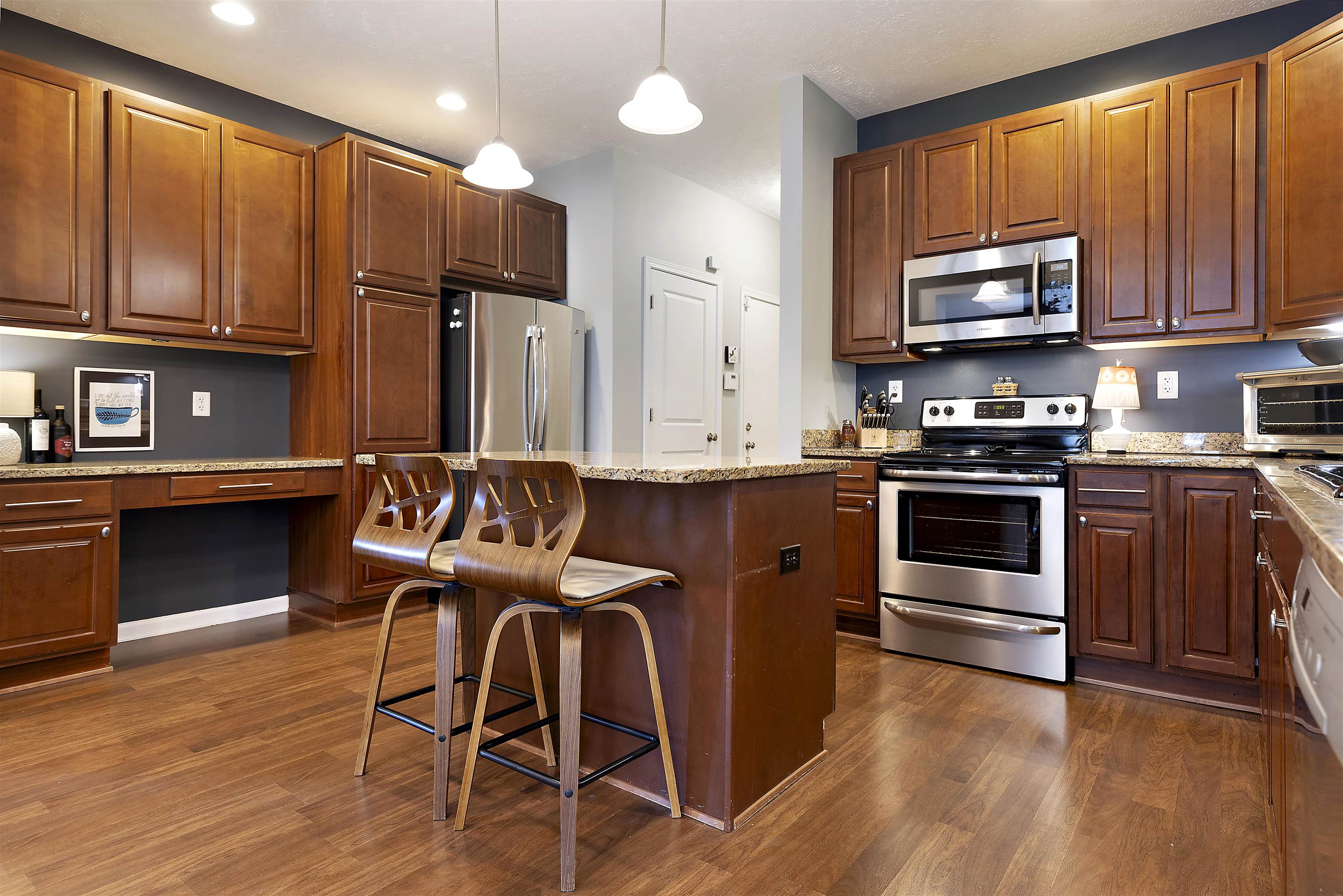 4521 Rainbow Court