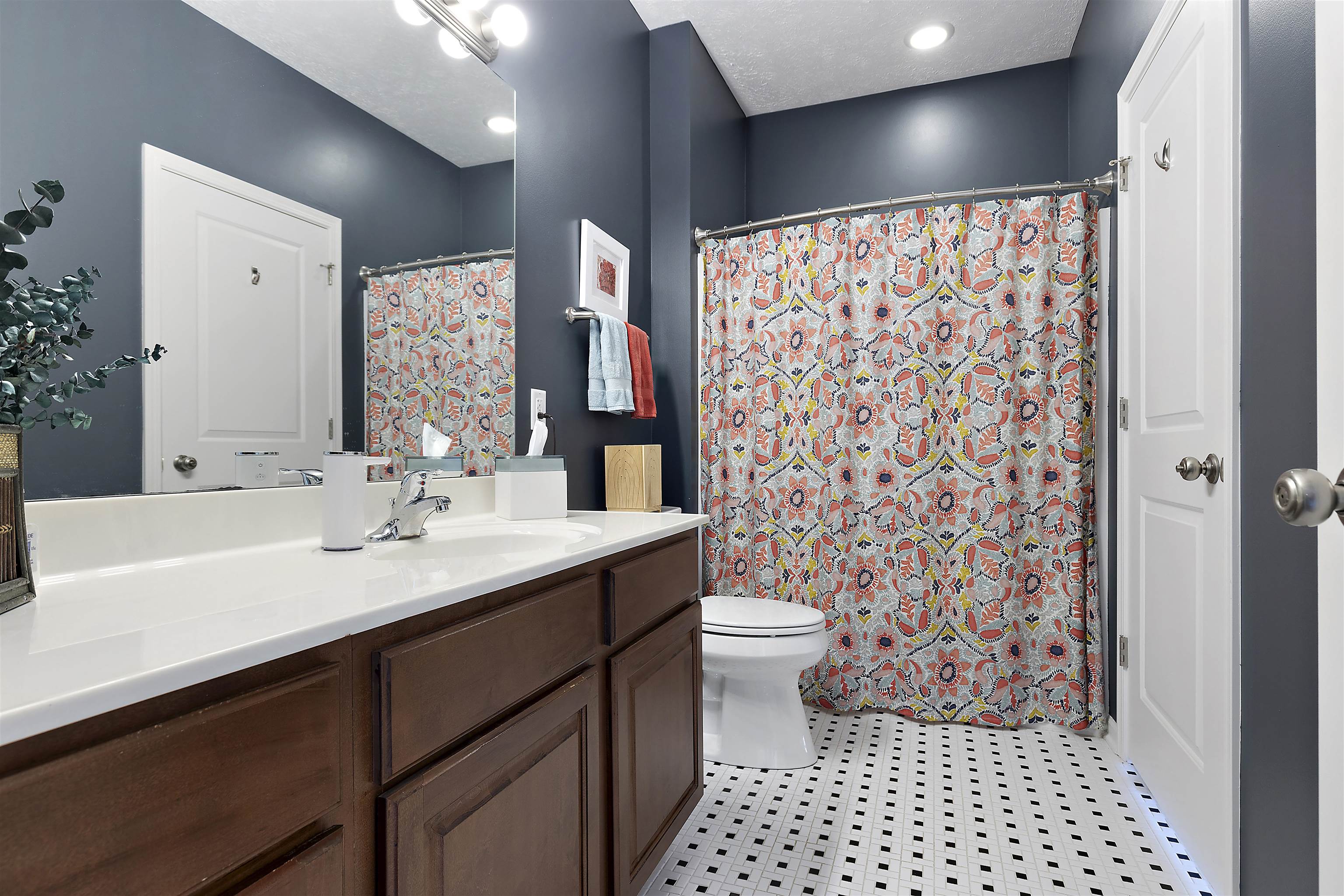 4521 Rainbow Court