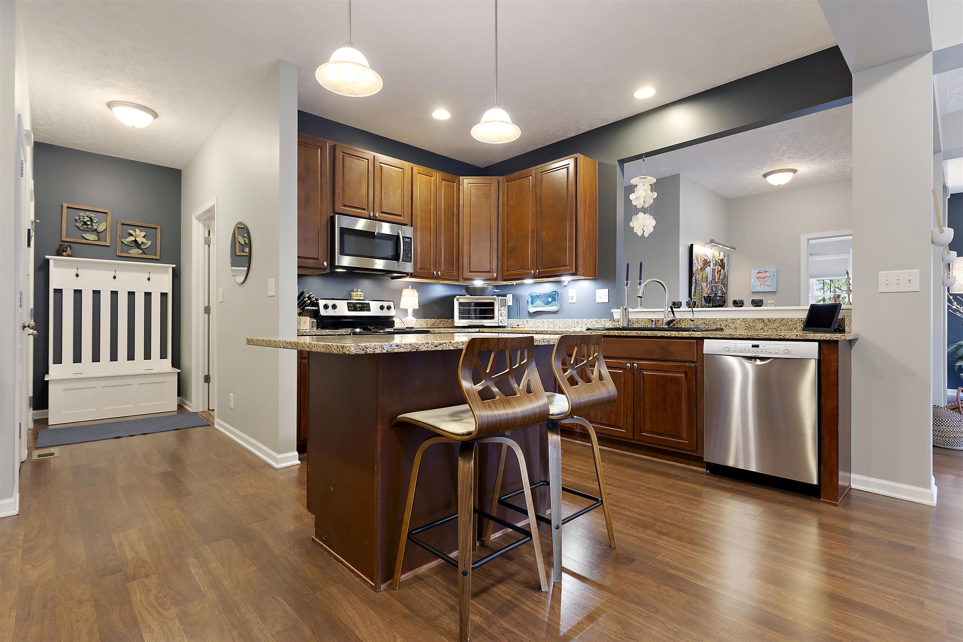 4521 Rainbow Court