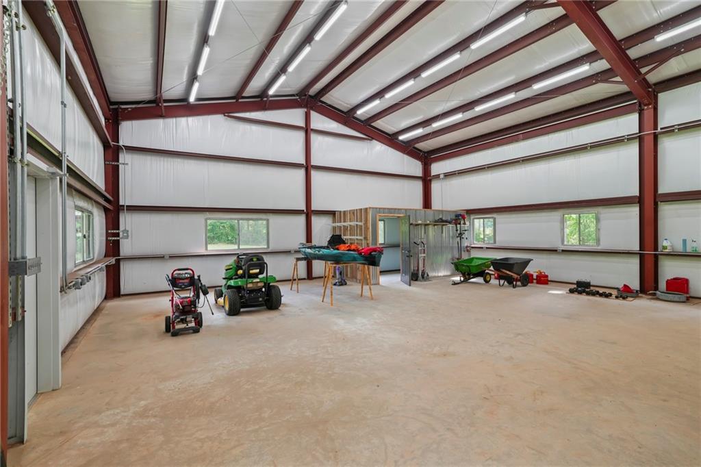 22420 HIGHWAY 40 Highway
