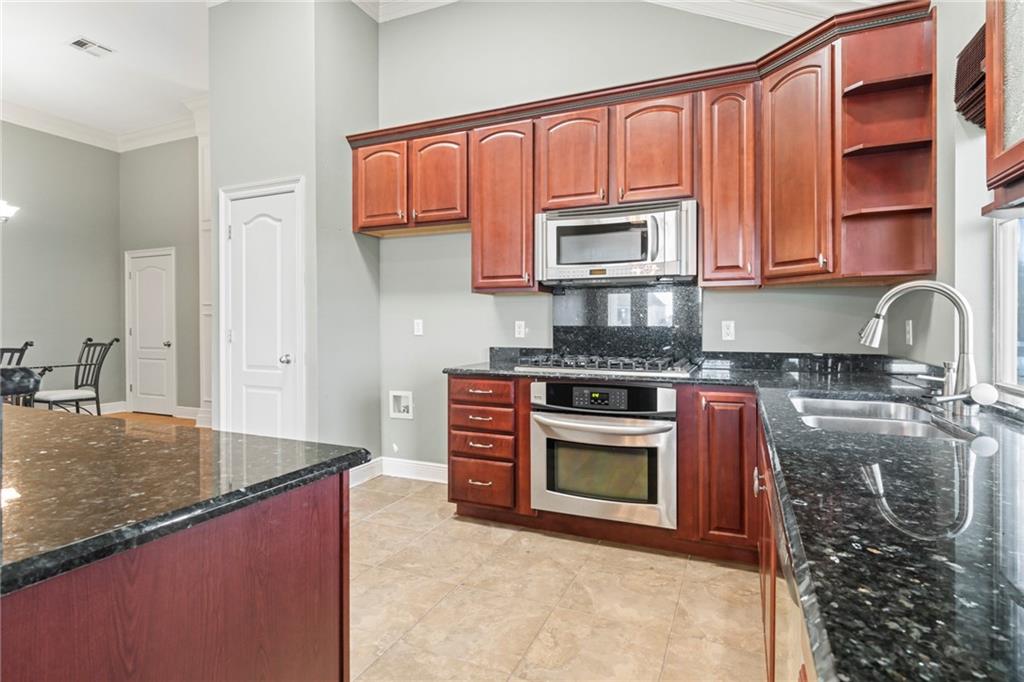 1400 ROYAL PALM Drive