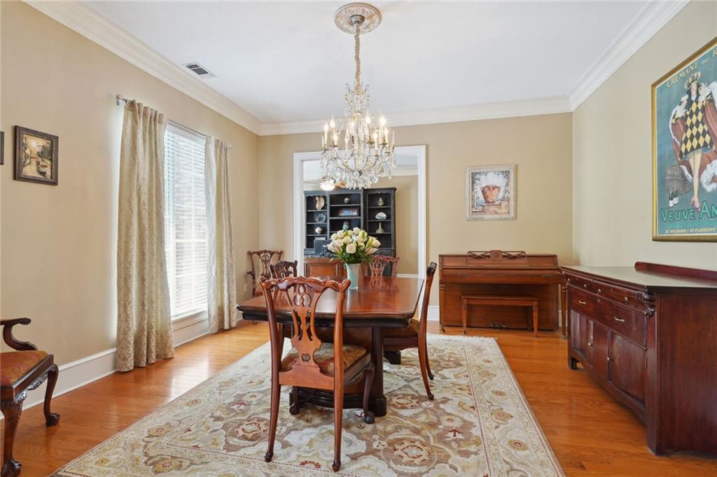 223 LANSDOWNE Drive