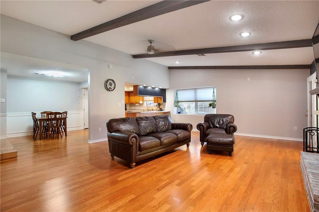 408 ARROWWOOD Drive