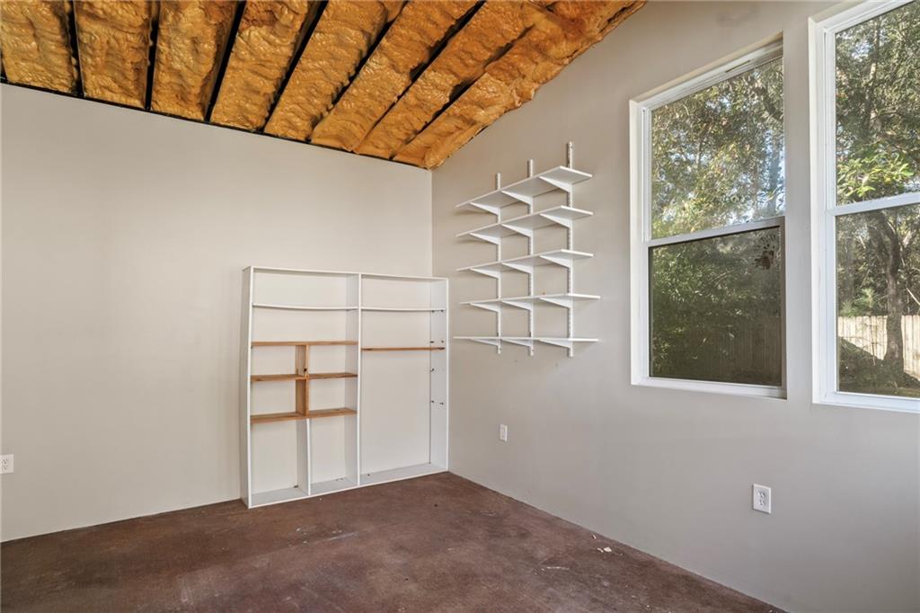 256A EGRET Street