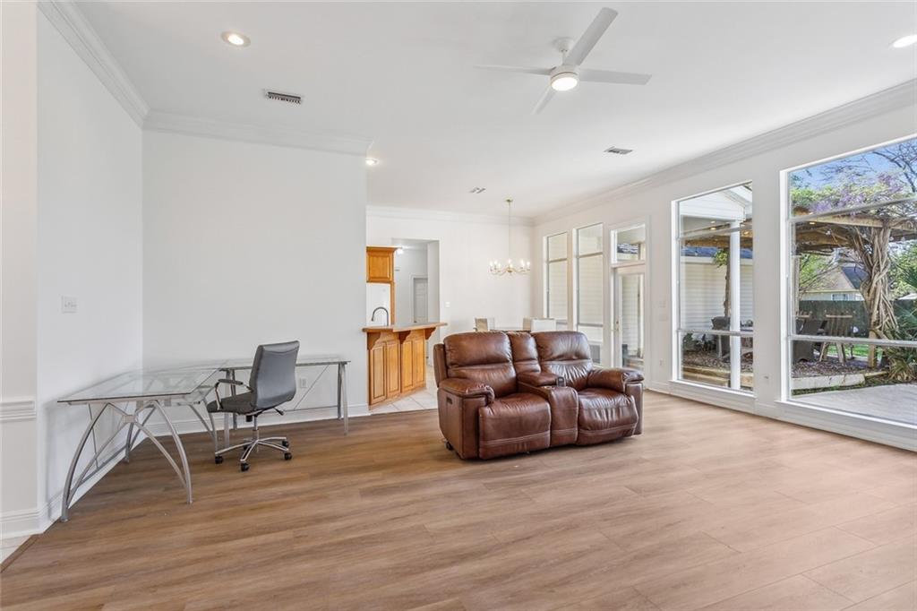 2102 RIDGE Court