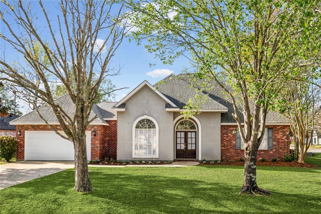 2102 RIDGE Court