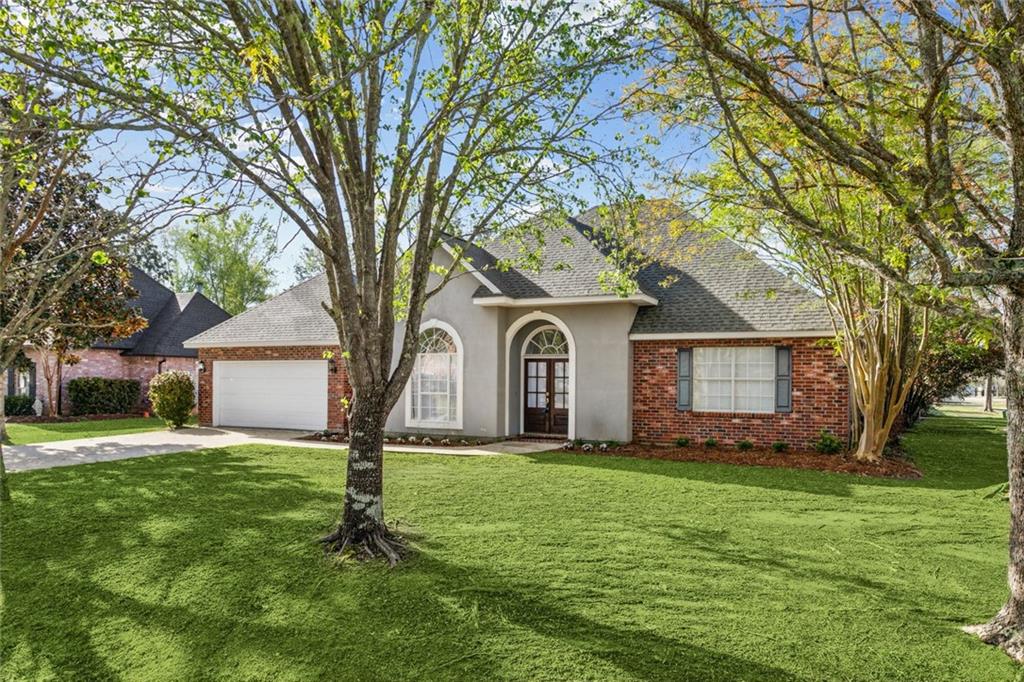 2102 RIDGE Court