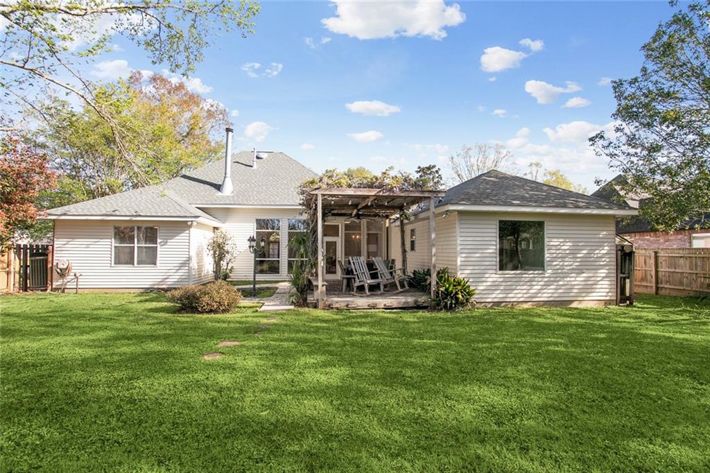2102 RIDGE Court