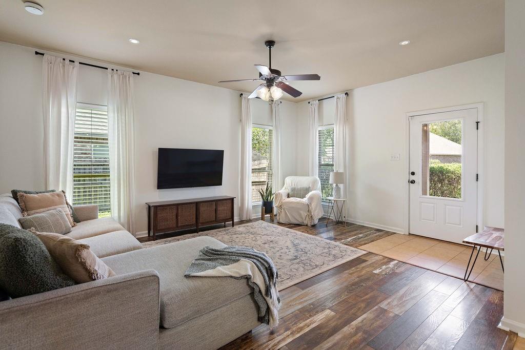 413 OAK BRANCH Drive