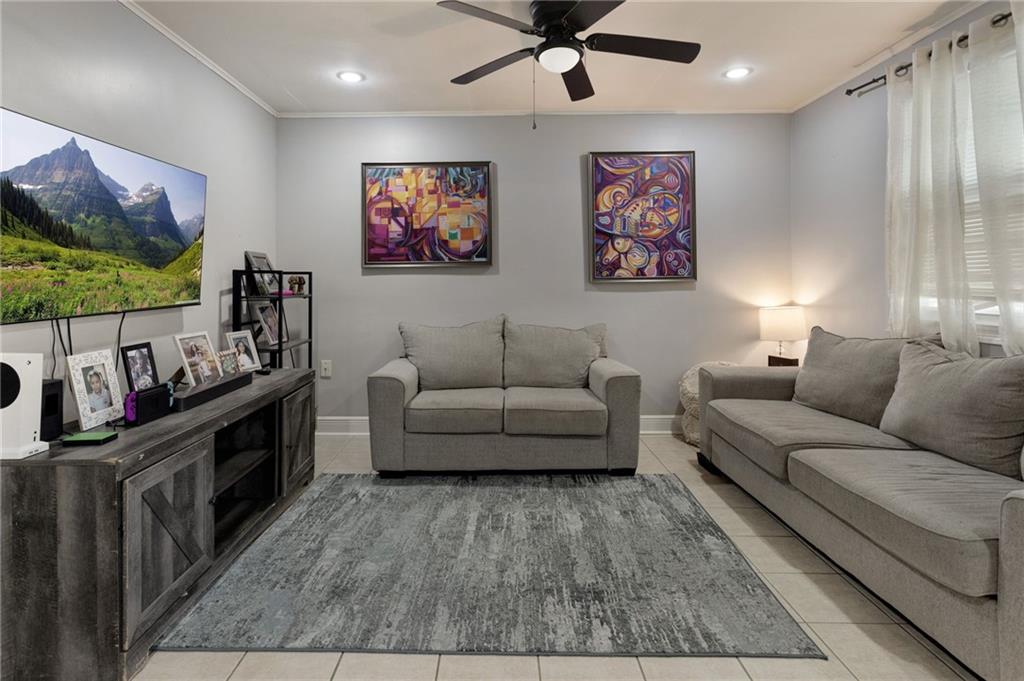 203 ORIOLE Drive