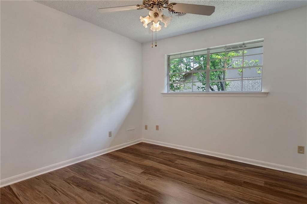 1569 MAPLEWOOD Drive