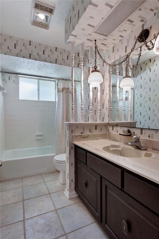 1569 MAPLEWOOD Drive