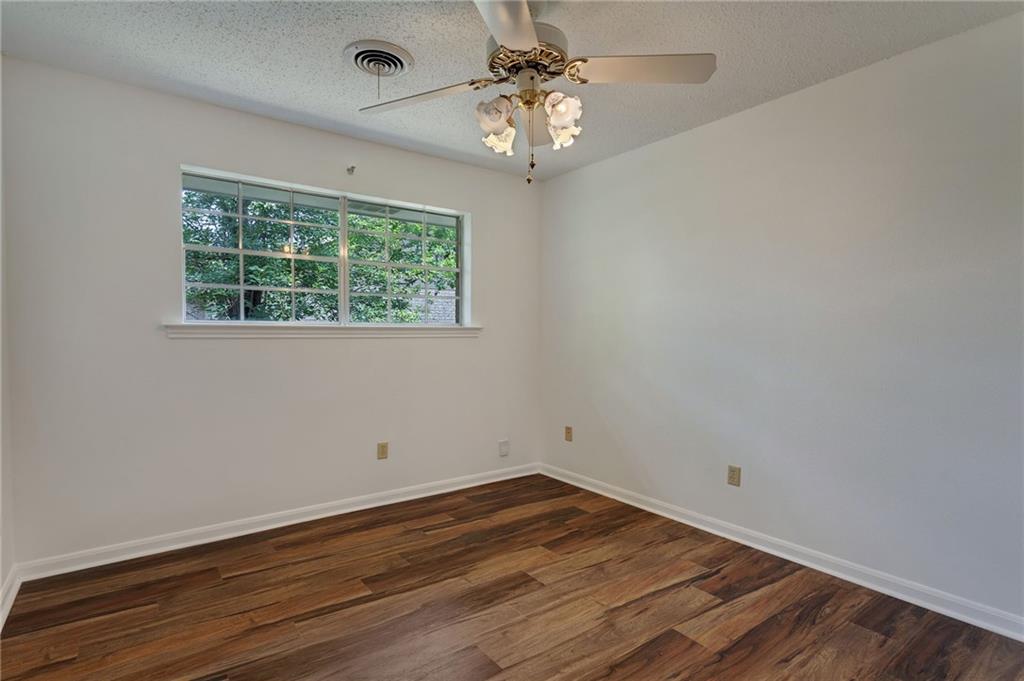 1569 MAPLEWOOD Drive