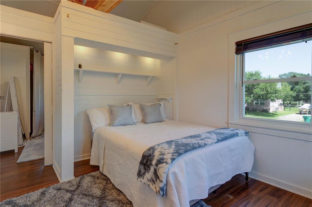 3113 BAYOU VIEW Place