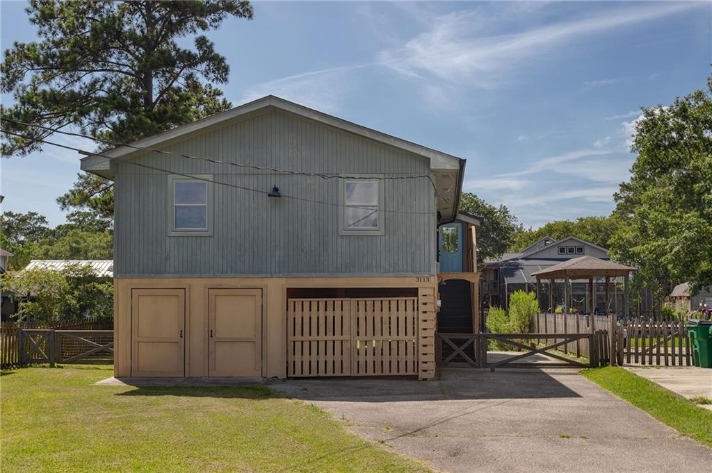 3113 BAYOU VIEW Place