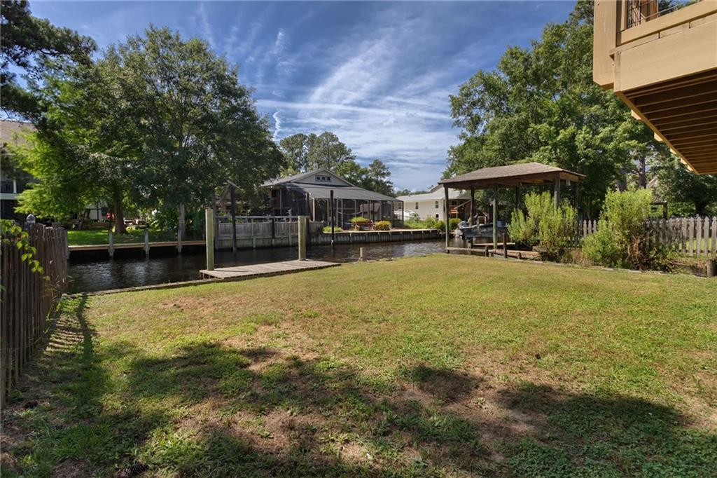 3113 BAYOU VIEW Place