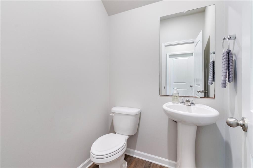 75016 CRESTVIEW HILLS Loop