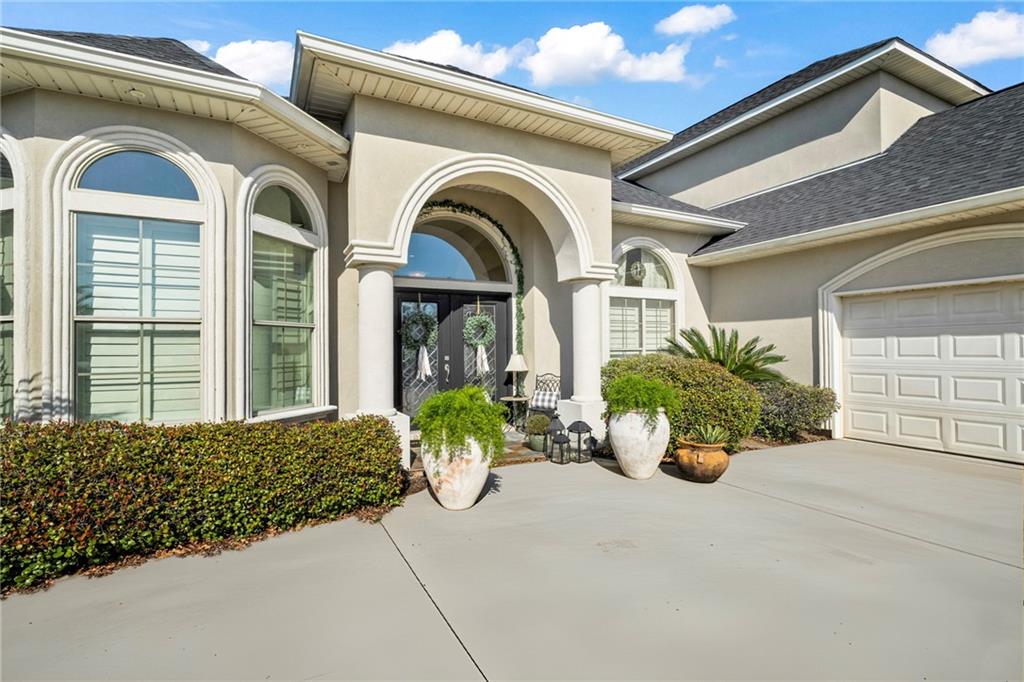 241 E AUGUSTA Lane