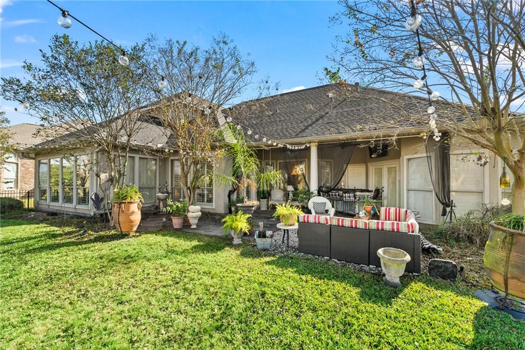 241 E AUGUSTA Lane
