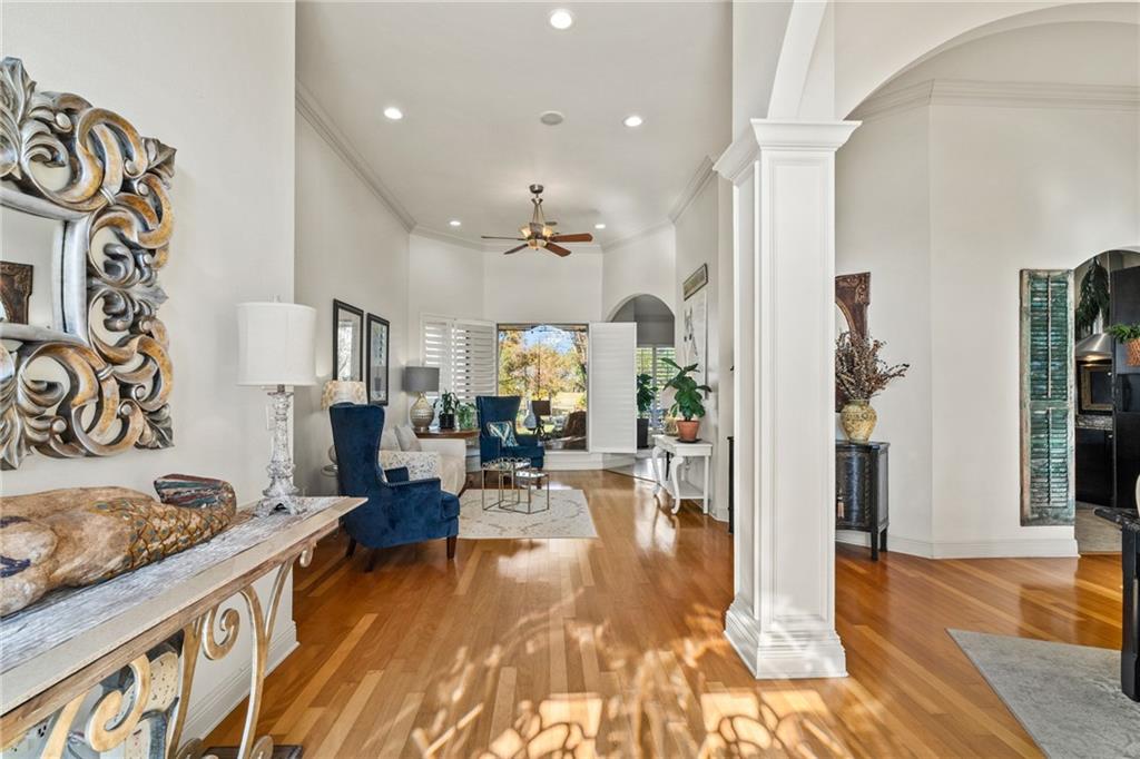 241 E AUGUSTA Lane