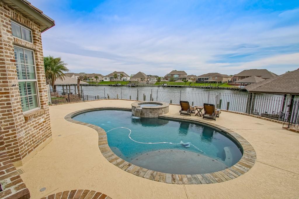 1258 CUTTER Cove