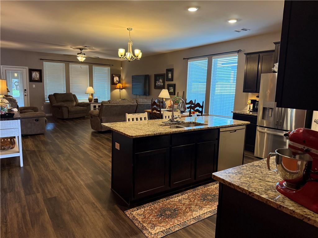 289 GRAND ISLE Court