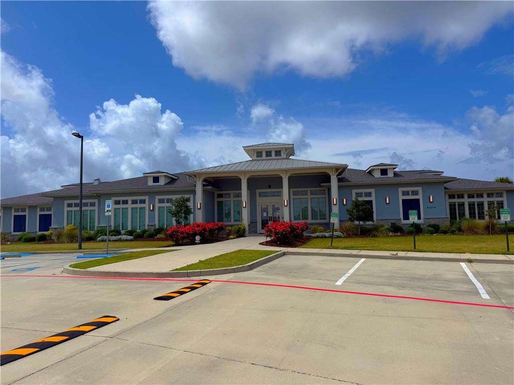 289 GRAND ISLE Court