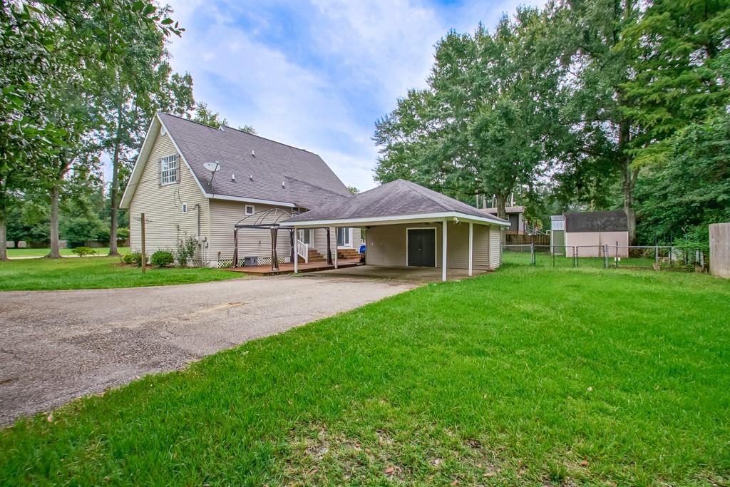 42773 ROBINWOOD Drive