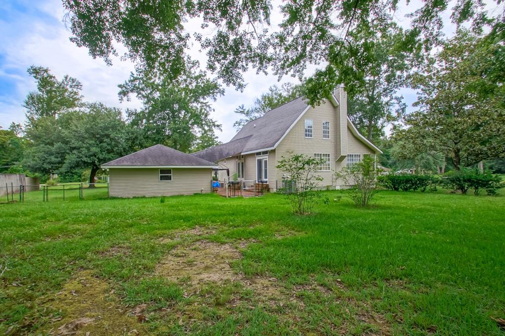 42773 ROBINWOOD Drive