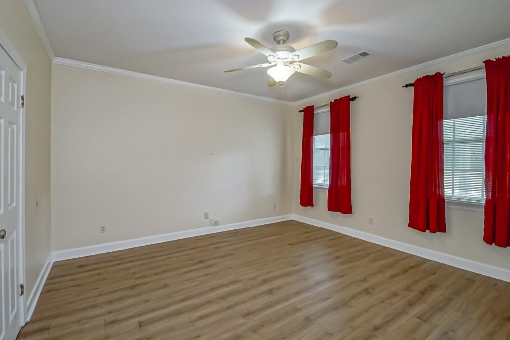 42773 ROBINWOOD Drive