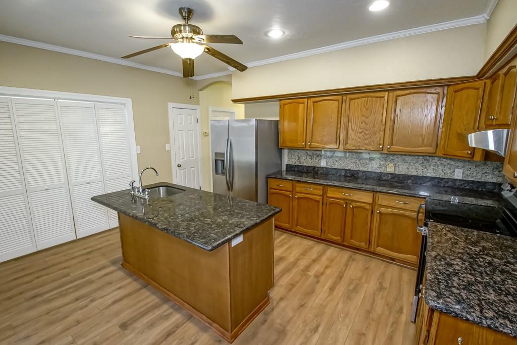 42773 ROBINWOOD Drive
