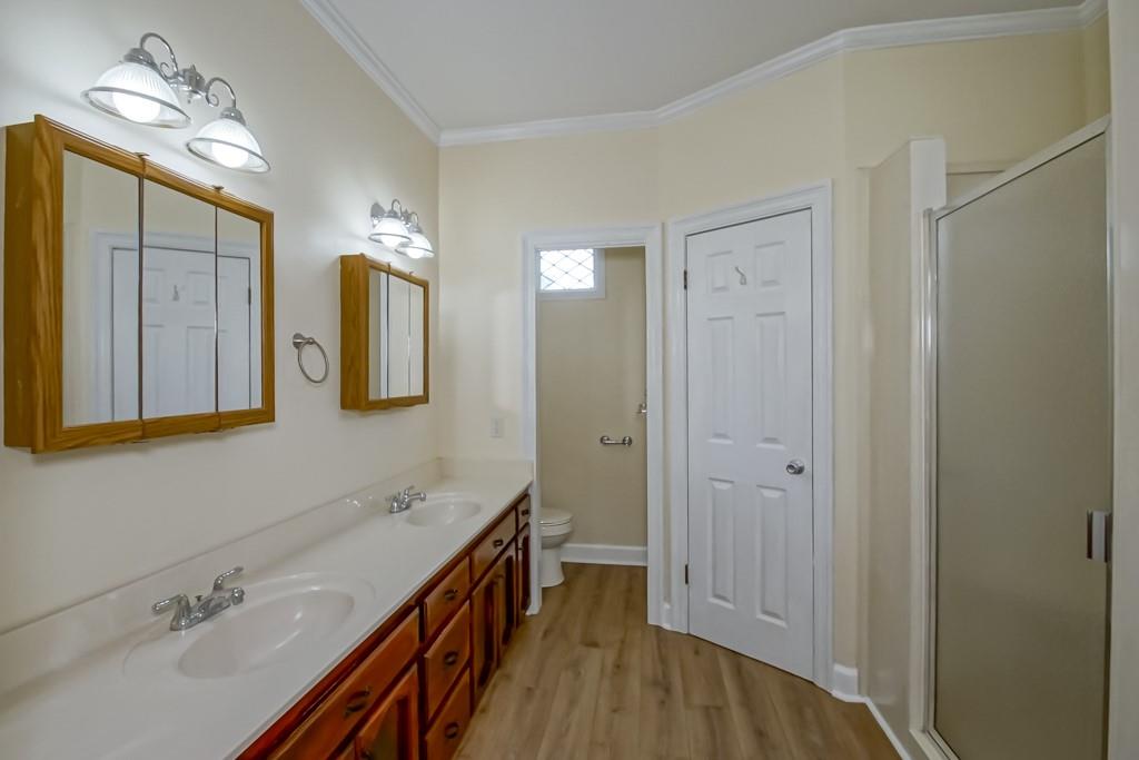 42773 ROBINWOOD Drive