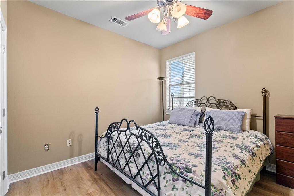 1512 REGATTA Cove