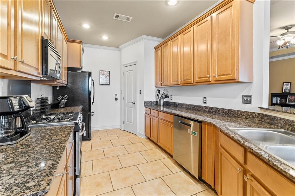 1512 REGATTA Cove