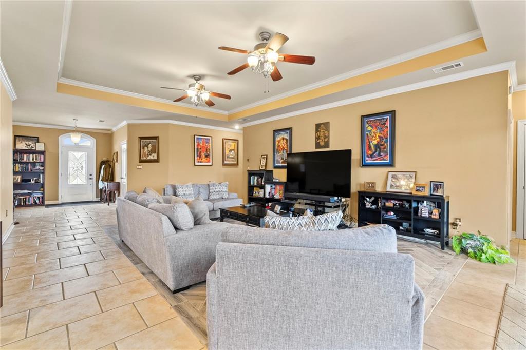 1512 REGATTA Cove