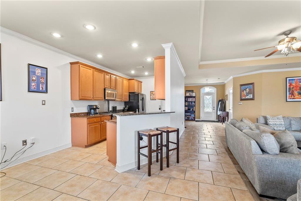 1512 REGATTA Cove