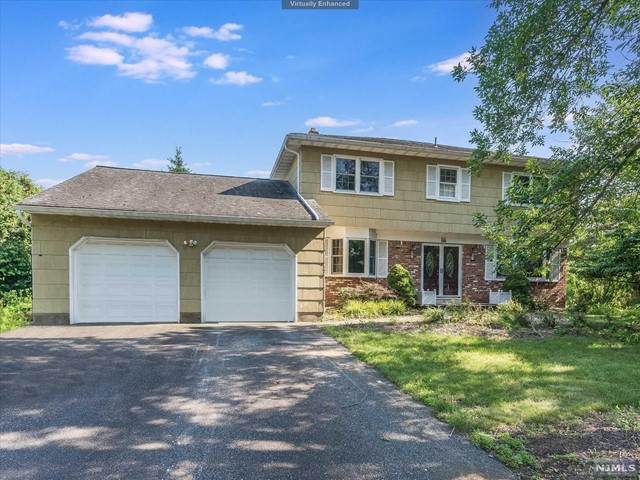 55 Divan Way