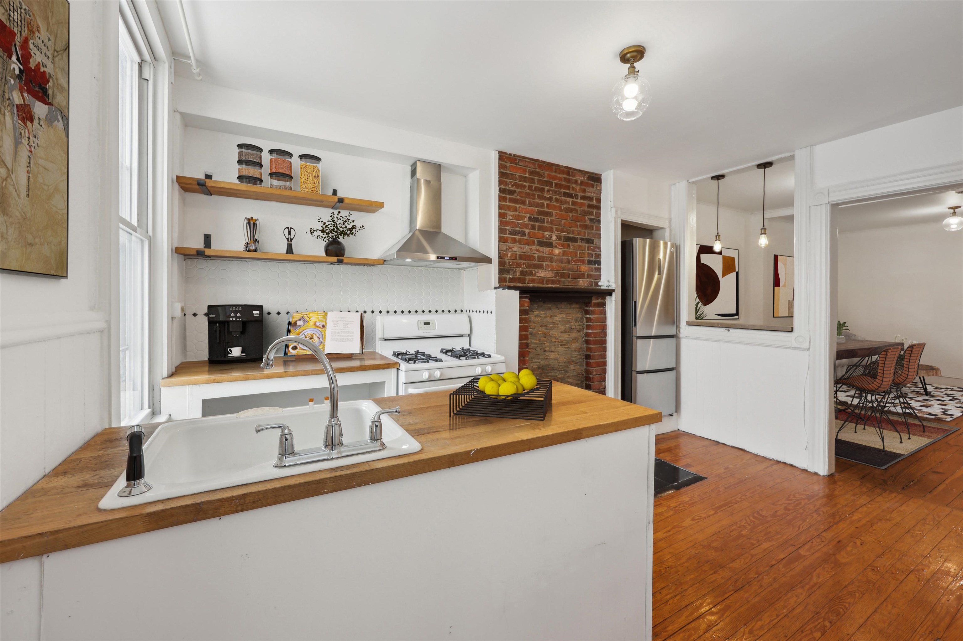 368.5 7TH ST Unit: 3C