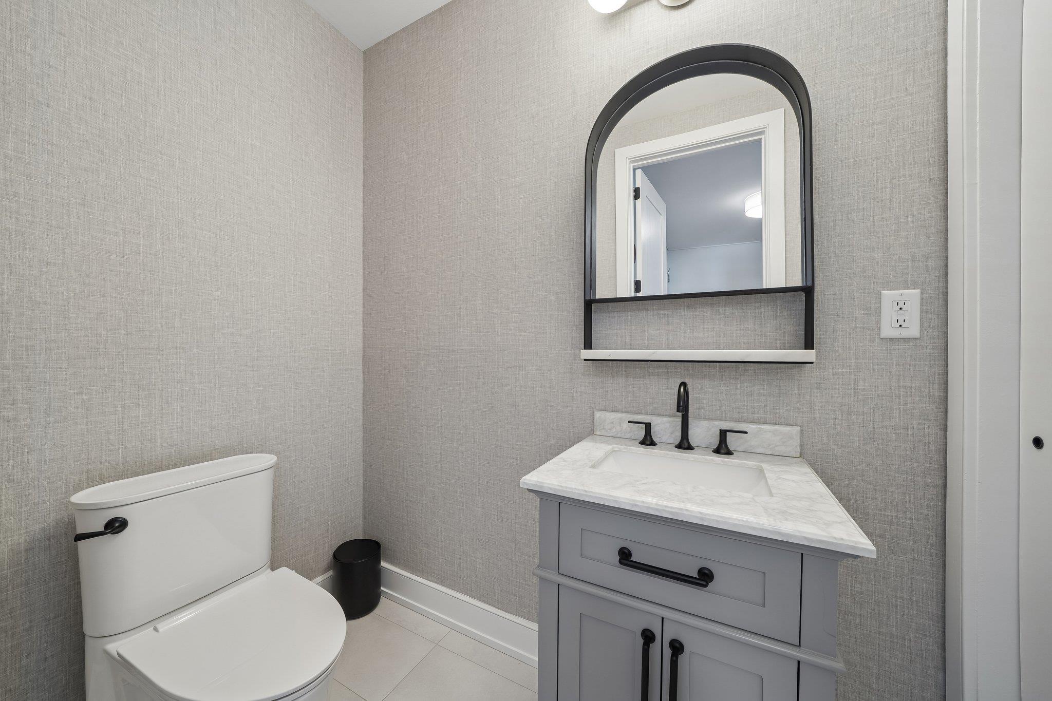 105 GREENE ST Unit: 1901