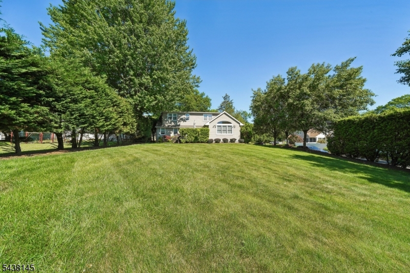 830 Raritan Rd