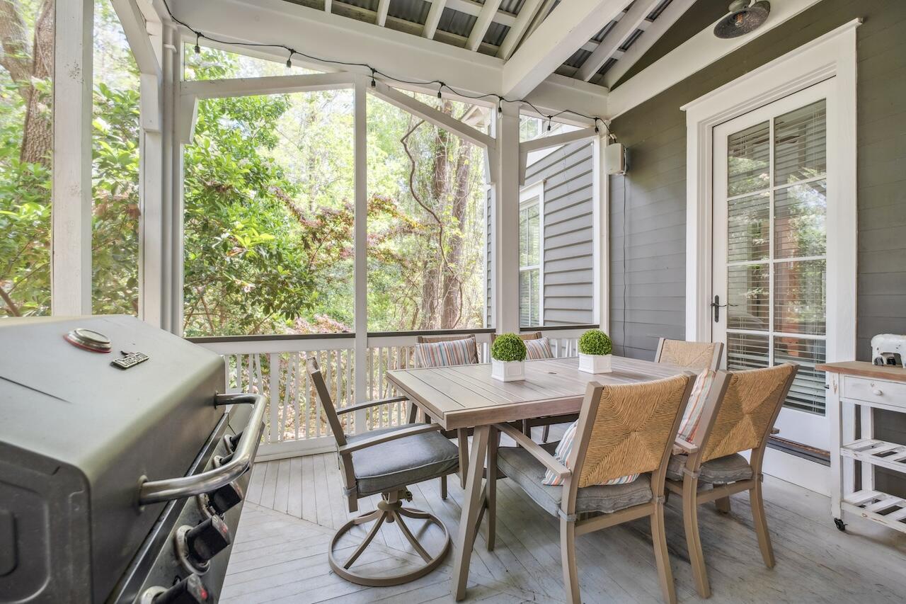 22 Frogmore Road