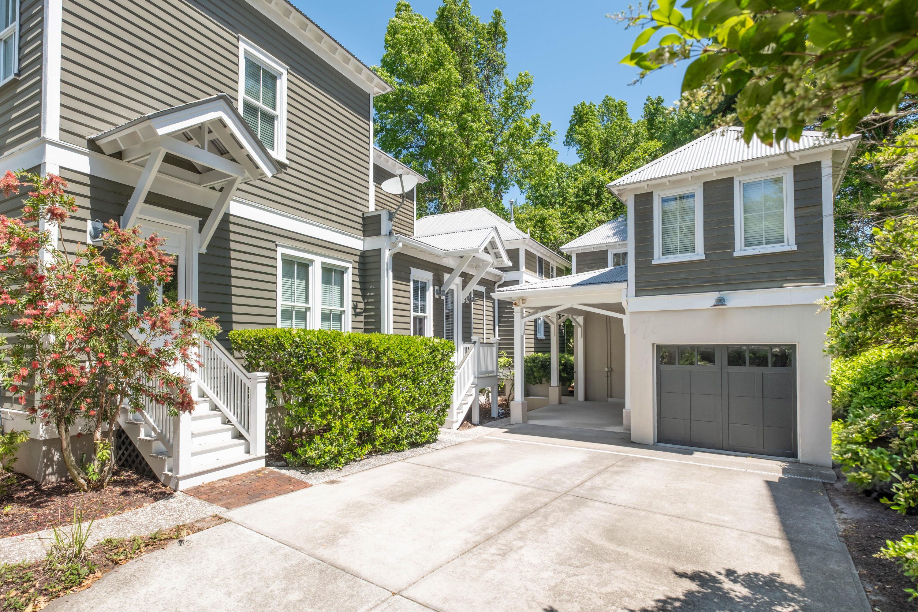 22 Frogmore Road