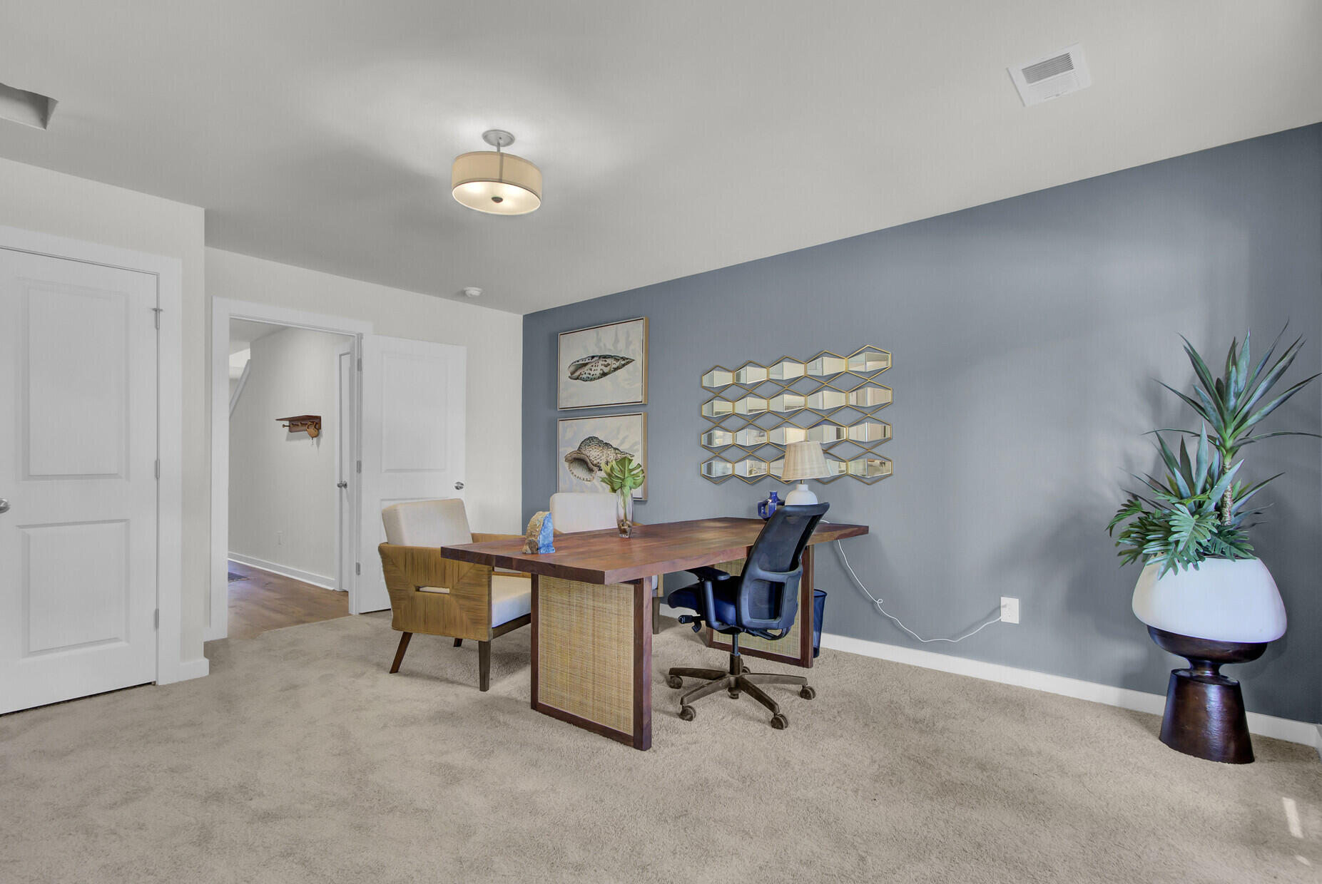 469 Caledon Court