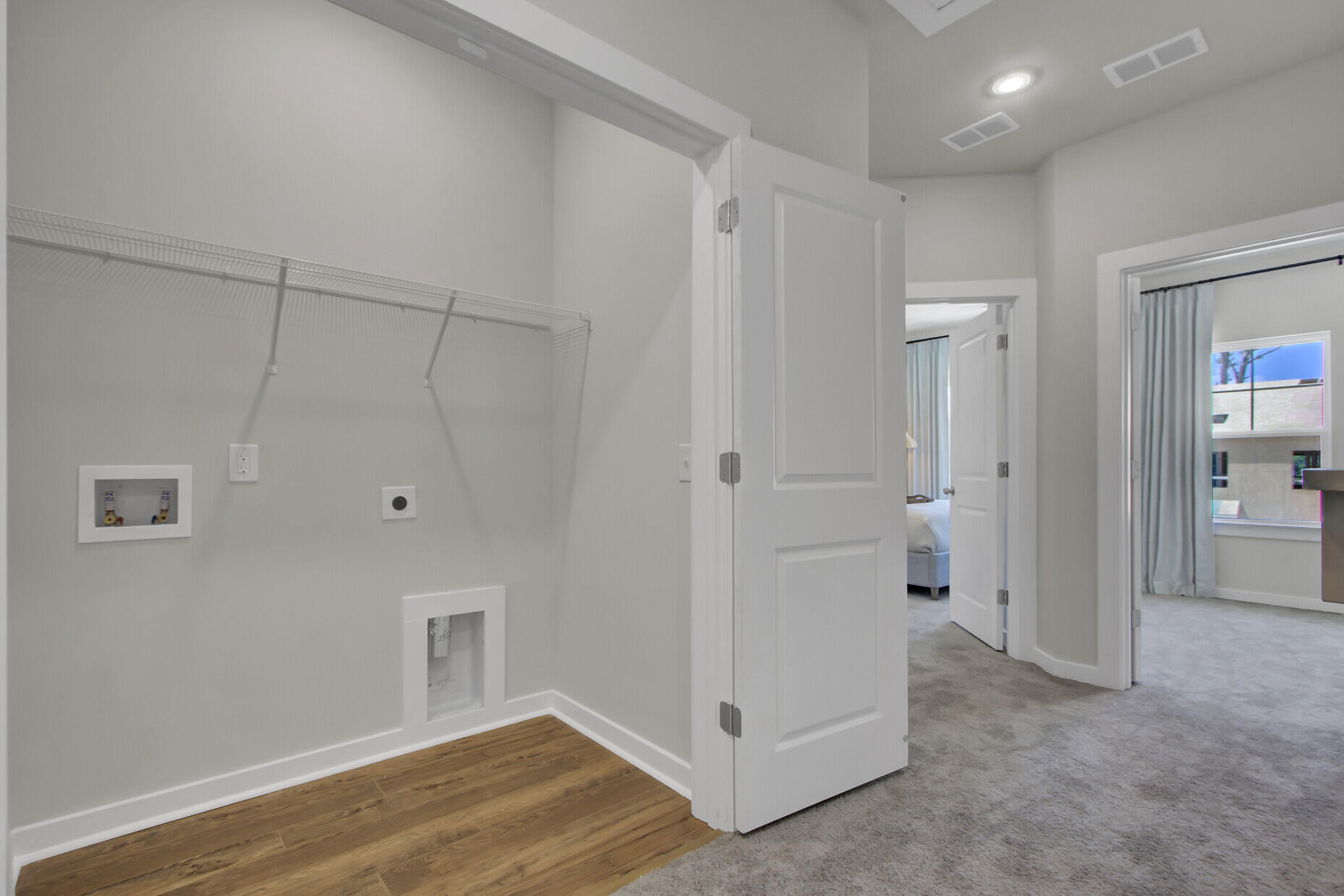 469 Caledon Court