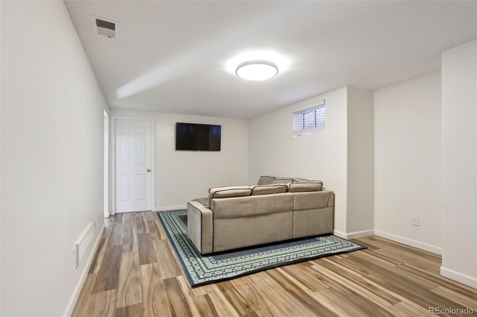 3504 W Alamo Drive