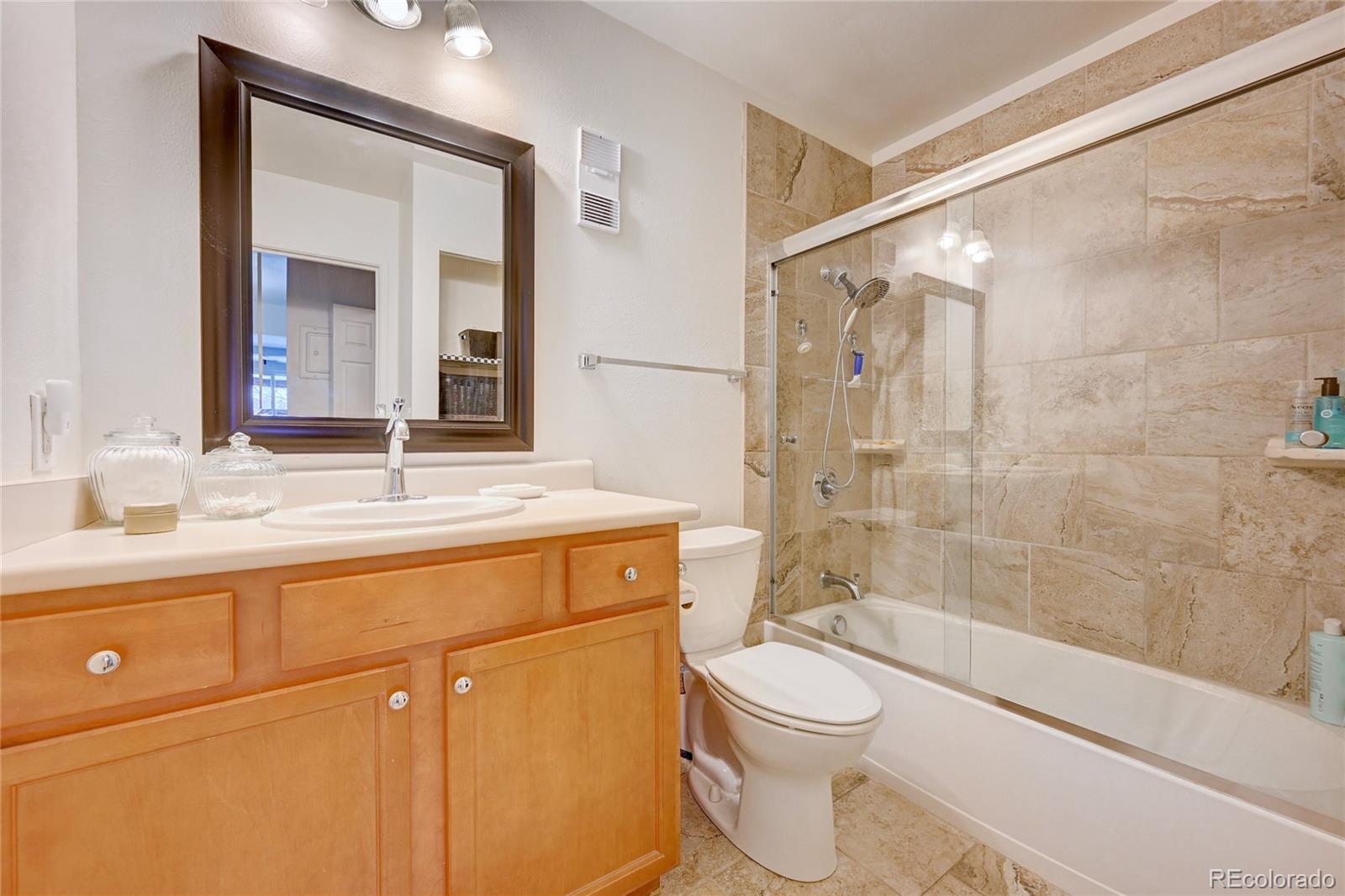 5995 W Hampden Avenue Unit: D22