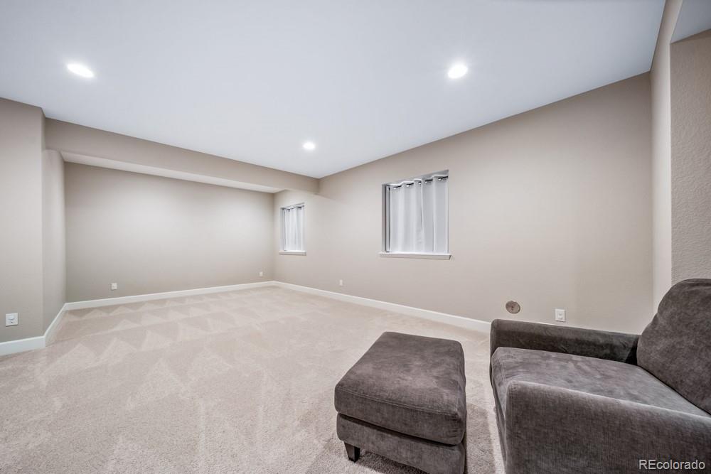 5865 Clover Ridge Circle