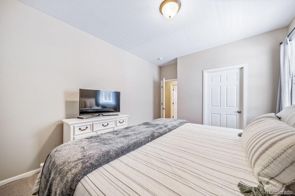 5865 Clover Ridge Circle