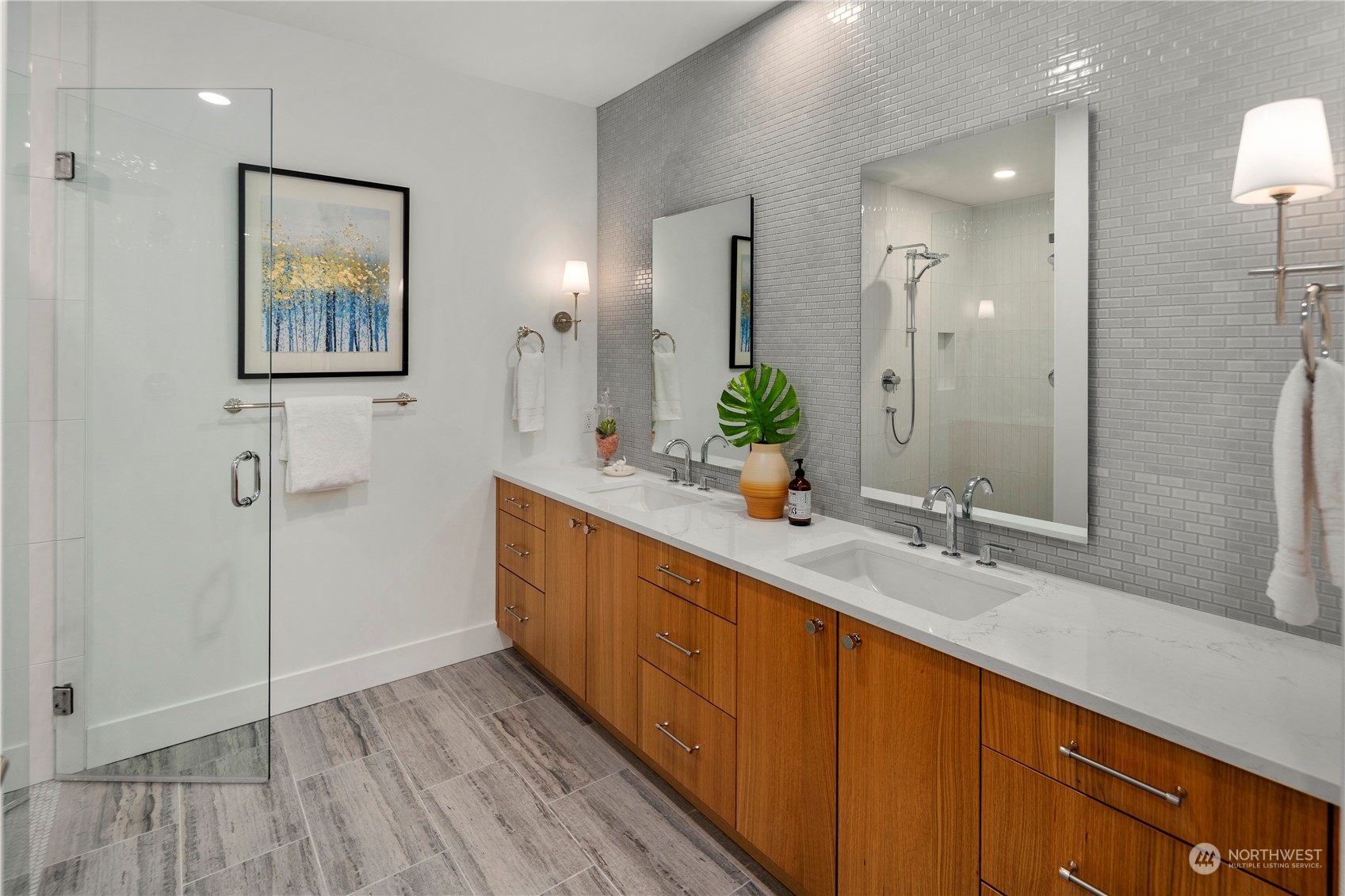 317 5th Avenue Unit: PH304